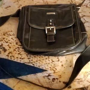 Reaction cross body bag